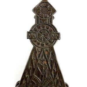 Antique Art Deco Decorative Ornate Heavy Cast Metal Clip Wall Hung Or Desk